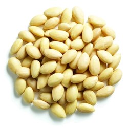 Almond Whole Blanched 1K (15)