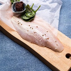 Hake Fillet Skin Off 4-6oz 35s 5k (2)
